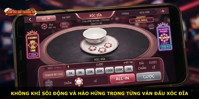 Không khí sôi động và hào hứng trong từng ván đấu xóc đĩa